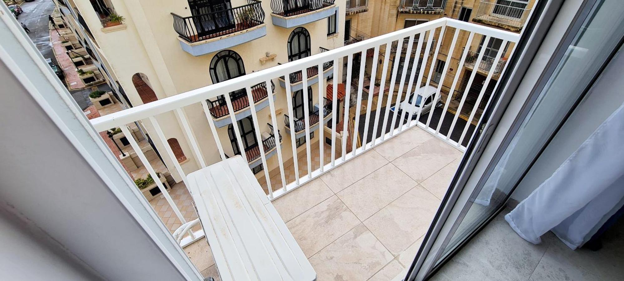 Seaside Serenity 8 - Few Mins Walk To The Apartment Mellieha