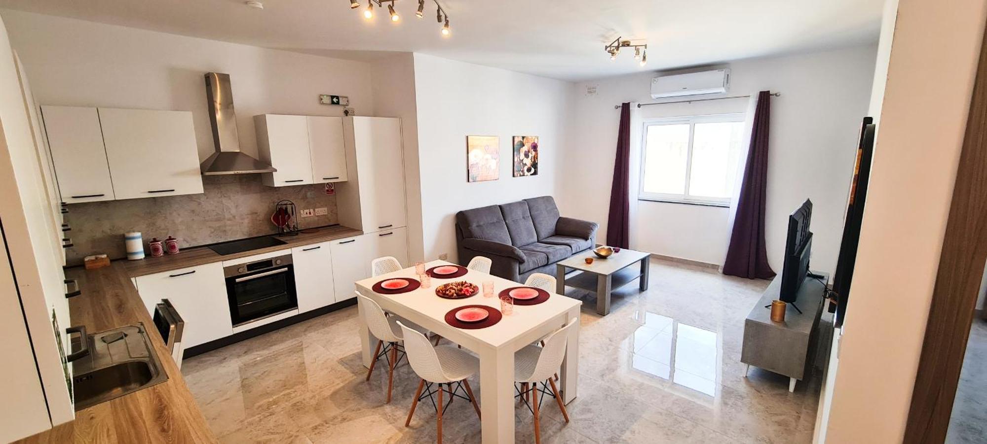 Seaside Serenity 8 - Few Mins Walk To The Apartment Mellieha