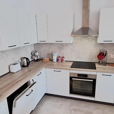 Seaside Serenity 8 - Few Mins Walk To The Beach Mellieha Exterior photo