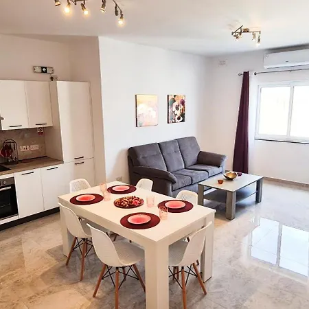 Seaside Serenity 8 - Few Mins Walk To The Beach Mellieha Exterior photo